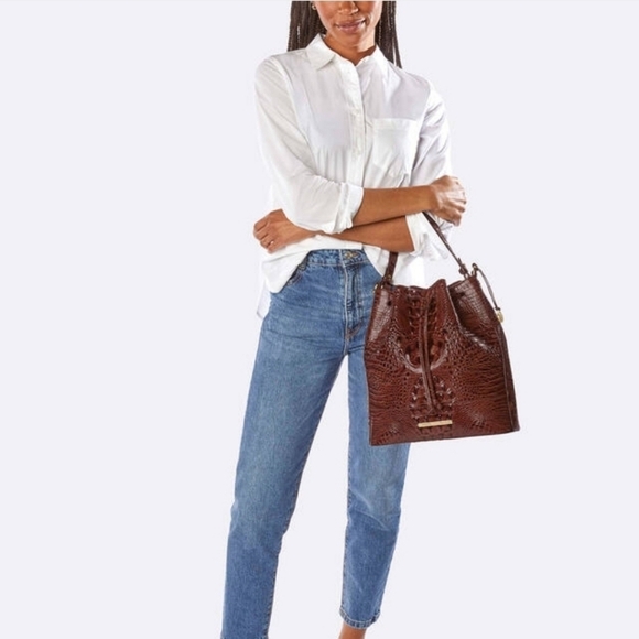 💜🔹️Brahmin🔹️ Marlowe Sangaria Melbourne bucket shoulder bag- 2 Straps - Picture 4 of 8